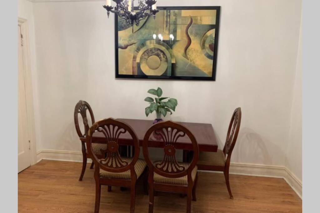 Cozy 2 Bedroom Apartment In Queens Нью-Йорк Екстер'єр фото