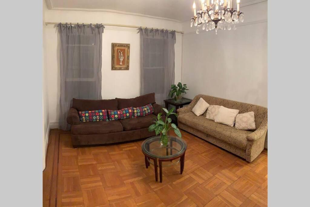 Cozy 2 Bedroom Apartment In Queens Нью-Йорк Екстер'єр фото
